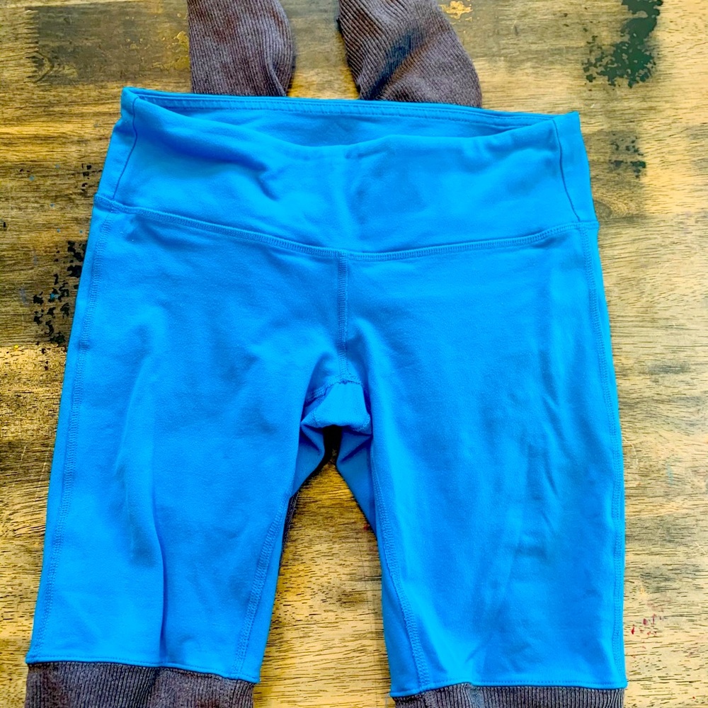 Alo Goddess yoga pants